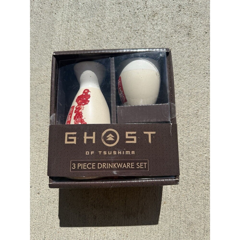 PlayStation Ghost of Tsushima, 3-Piece White Ceramic Sake Set NEW